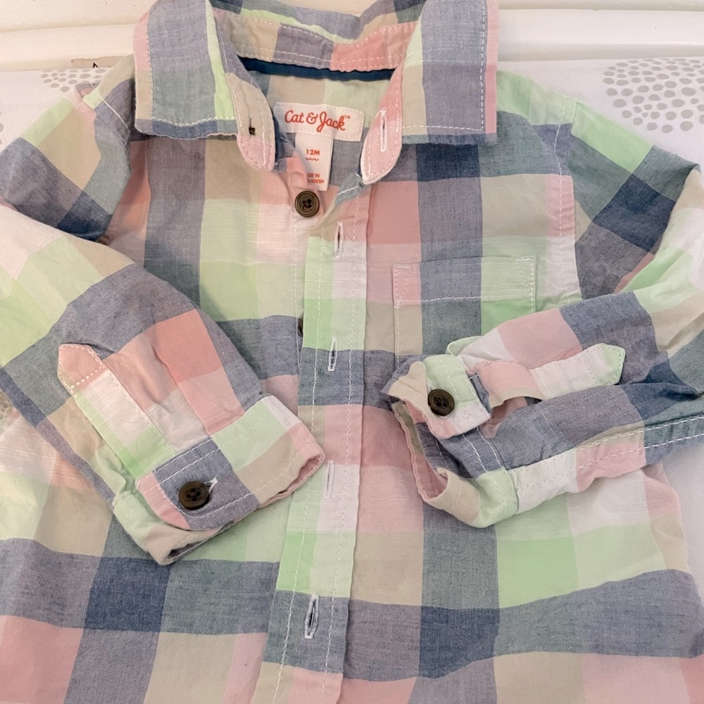 Cat and Jack 12m BUTTON UP shirt
